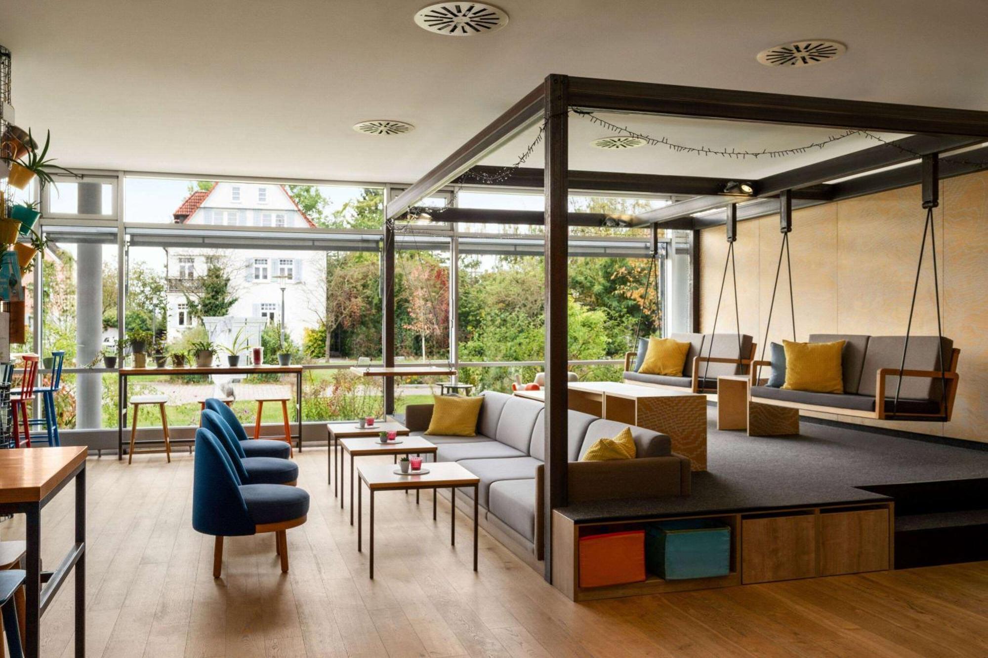 Vienna House Easy By Wyndham Guenzburg Hotel Exterior foto
