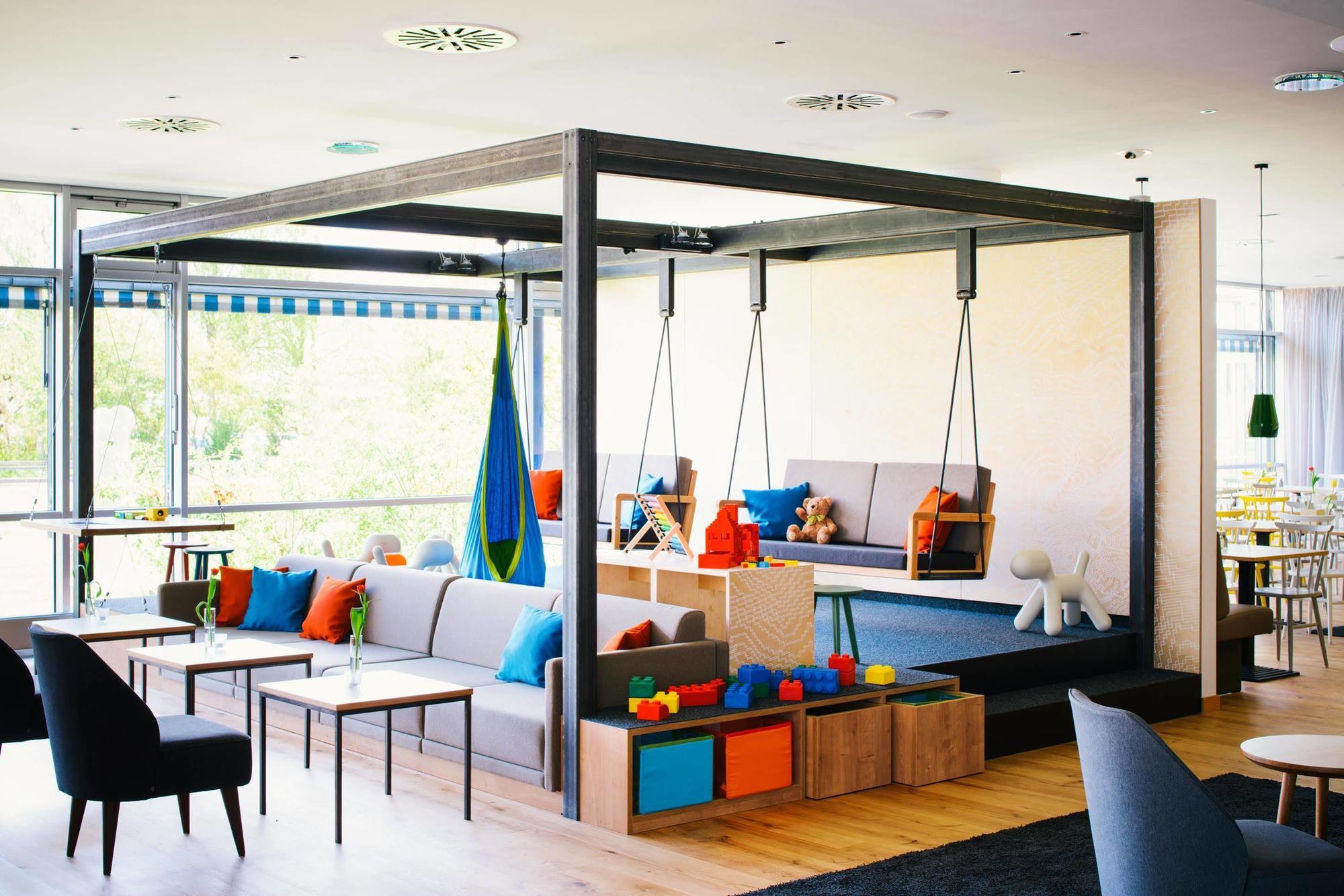 Vienna House Easy By Wyndham Guenzburg Hotel Exterior foto